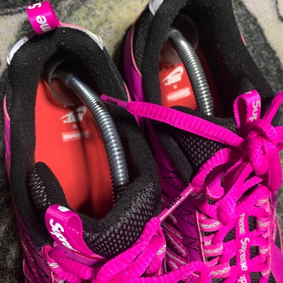 Supreme Nike AirMax - Picture 4 of 8